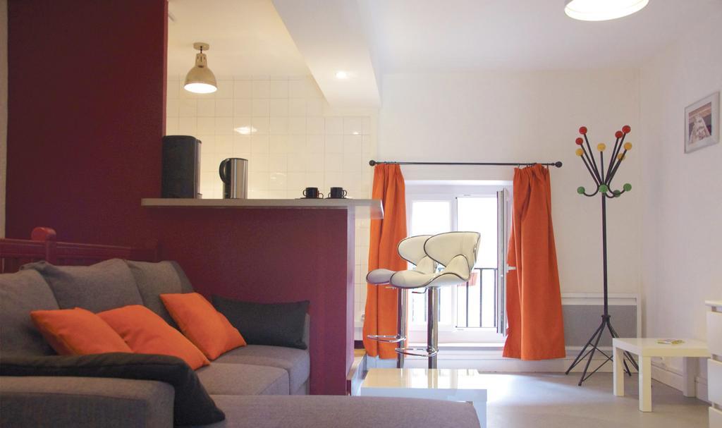 Appartamento Le Petit St Lazare Autun Esterno foto